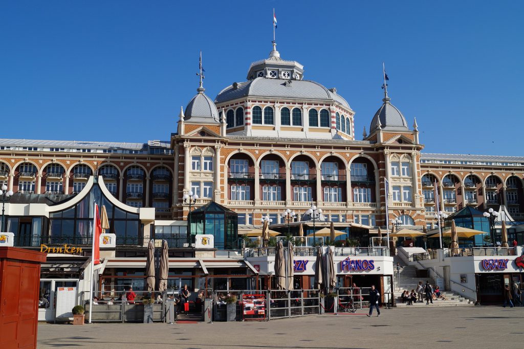 Kurhaus, evenementen locatie, vergaderruimte, overnachting, relatiedag, klantendag, klantenevent, strandlocatie